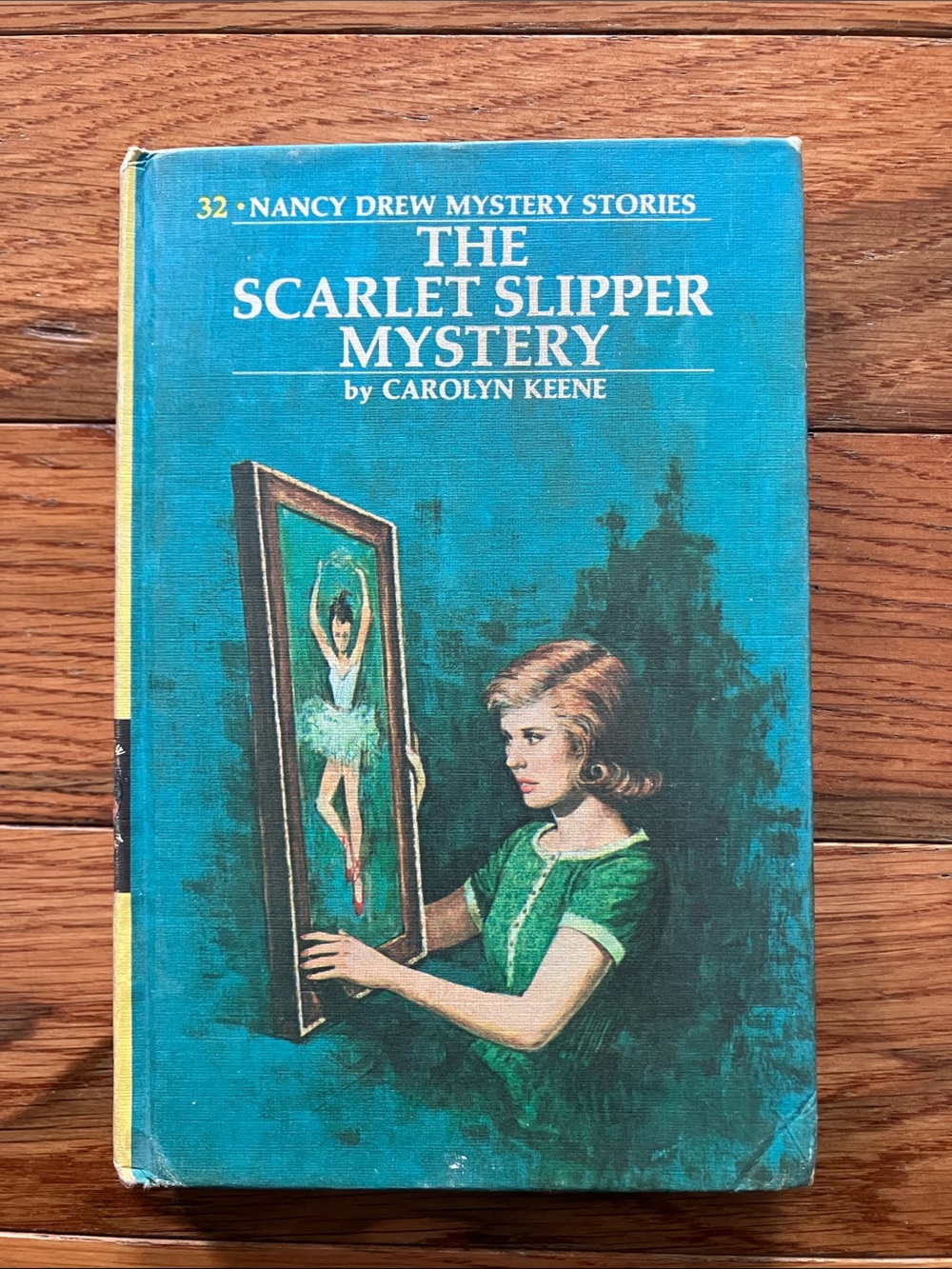Nancy Drew - The Scarlet Slipper Mystery